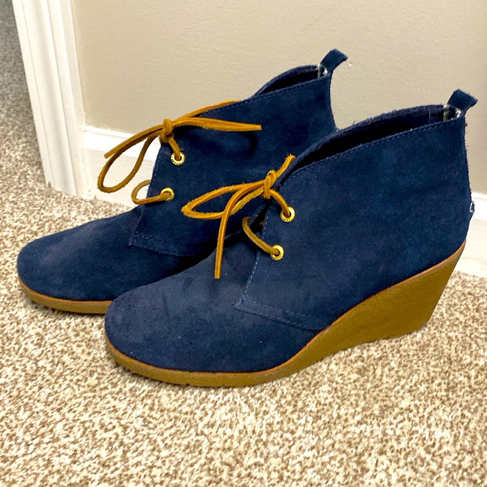 Sperry blue suede tie up wedge, size 10